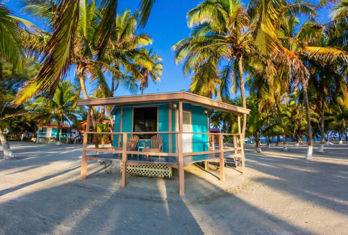 Blue Marlin Beach Resort Дангрига Экстерьер фото