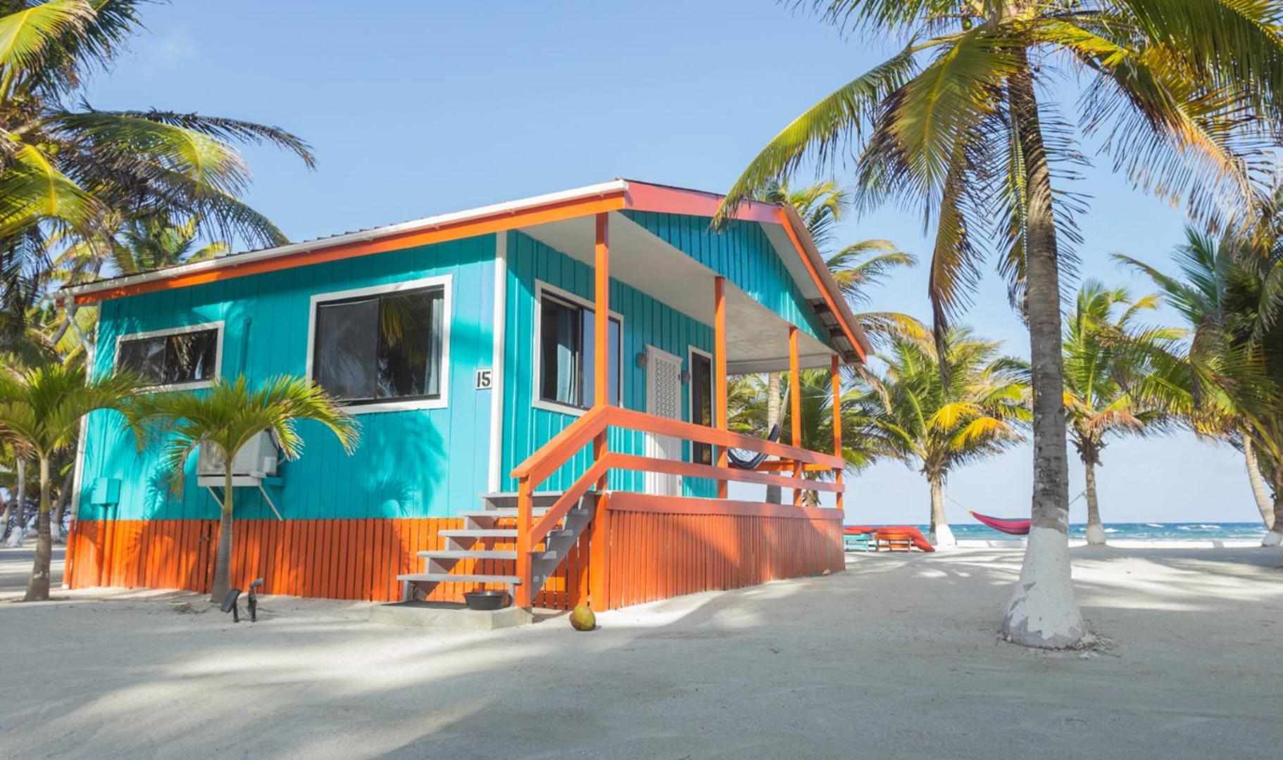 Blue Marlin Beach Resort Дангрига Экстерьер фото